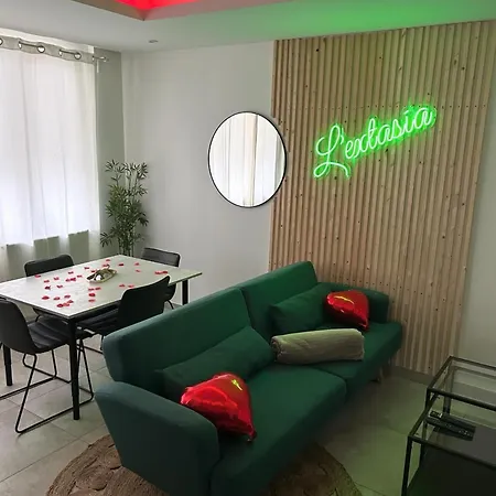 L'extasia Appartement,spa Jacuzzi Apartment Grenoble